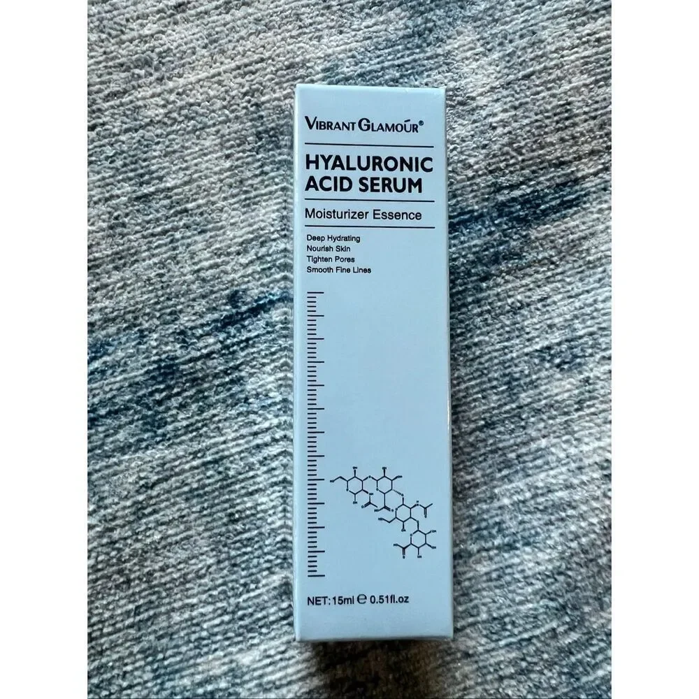 NIB! Vibrant Glamour Hyaluronic Acid Serum 15ML